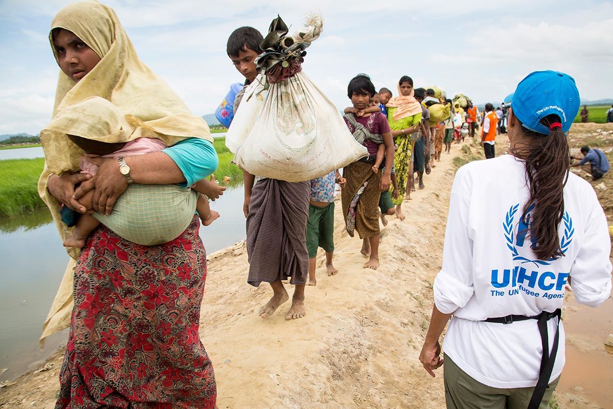 Bangladesh: Thousands of new arrivals assisted to transit centre, camps